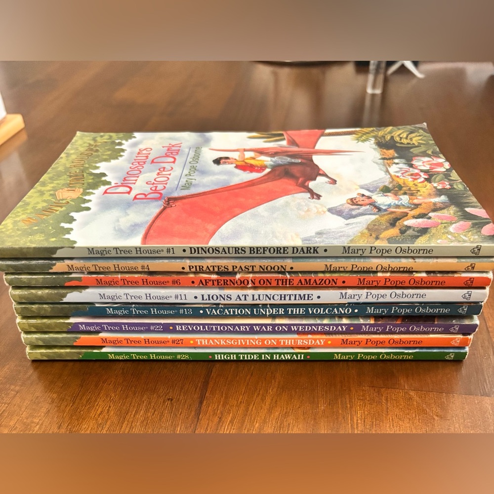 Magic Tree House Book Set (8)